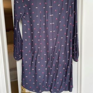 Hobbs of London Dress Size 4 fits big, at knee